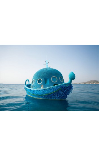 Blue boat in clear blue sea 2 - Πίνακας σε καμβά