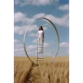 Lady on a ladder - Πίνακας σε καμβά